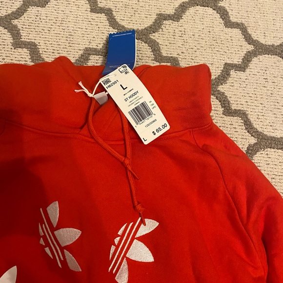 Brand New - Adidas Sweatsuit - Large hoodie - XL pants - Picture 3 of 4